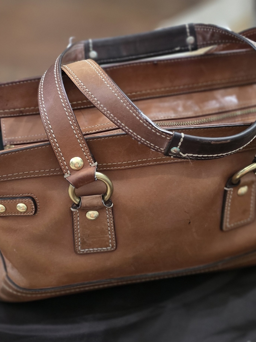 VINTAGE Coach Tan Brown Leather Shoulder Bag with Front Pocket Details - Picture 6 of 7